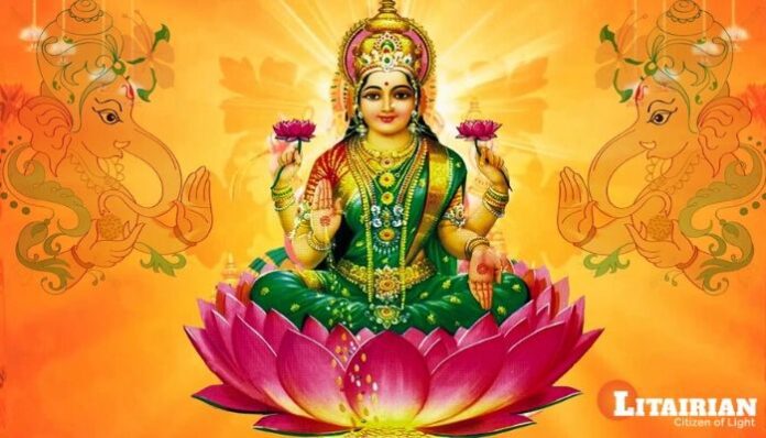 Shri Maha Lakshmi Aarti Hindi English Marathi Lyrics Shri Maha Lakshmi Aarti Hindi English Marathi Lyrics