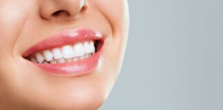 A Peek into the Causes of Teeth Discoloration and Remedy